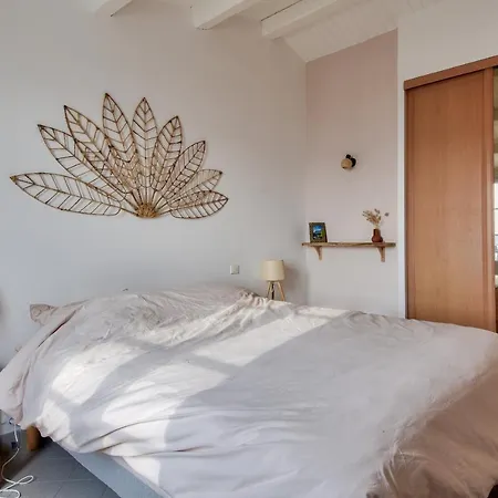 Ferienhaus Detente Les Pieds Dans L'eau